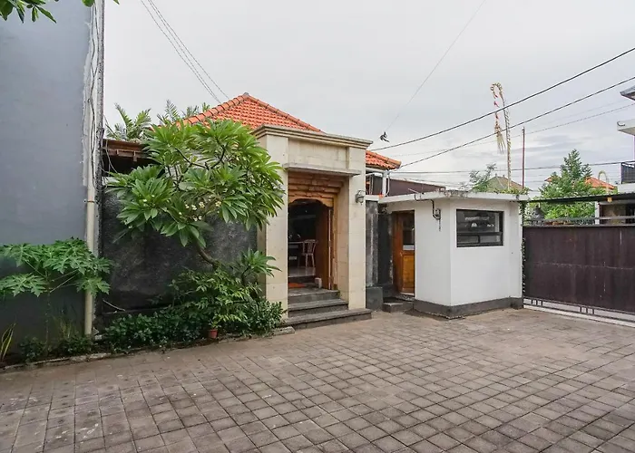 بيت ضيافة Kenanga دنباسار